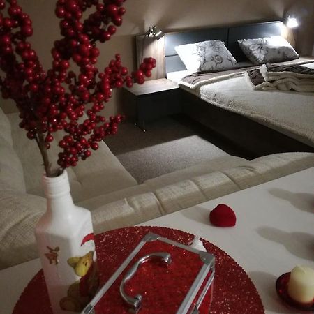 ברסט Guest House Uyutnyy מראה חיצוני תמונה
